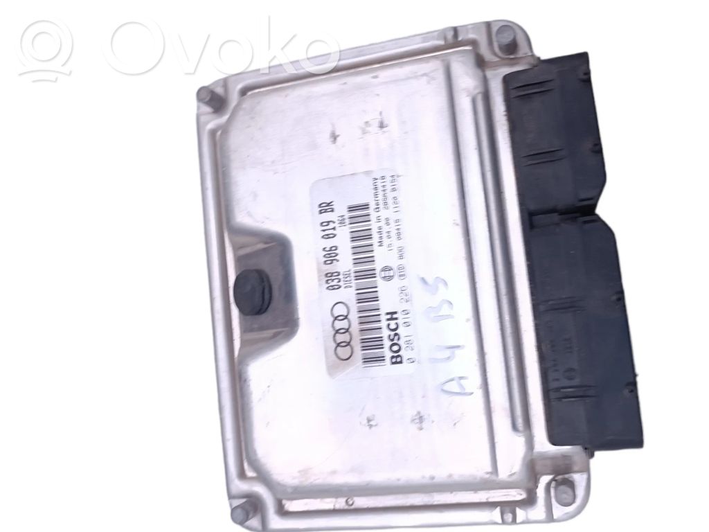 Audi A4 S4 B5 8D Engine control unit/module 