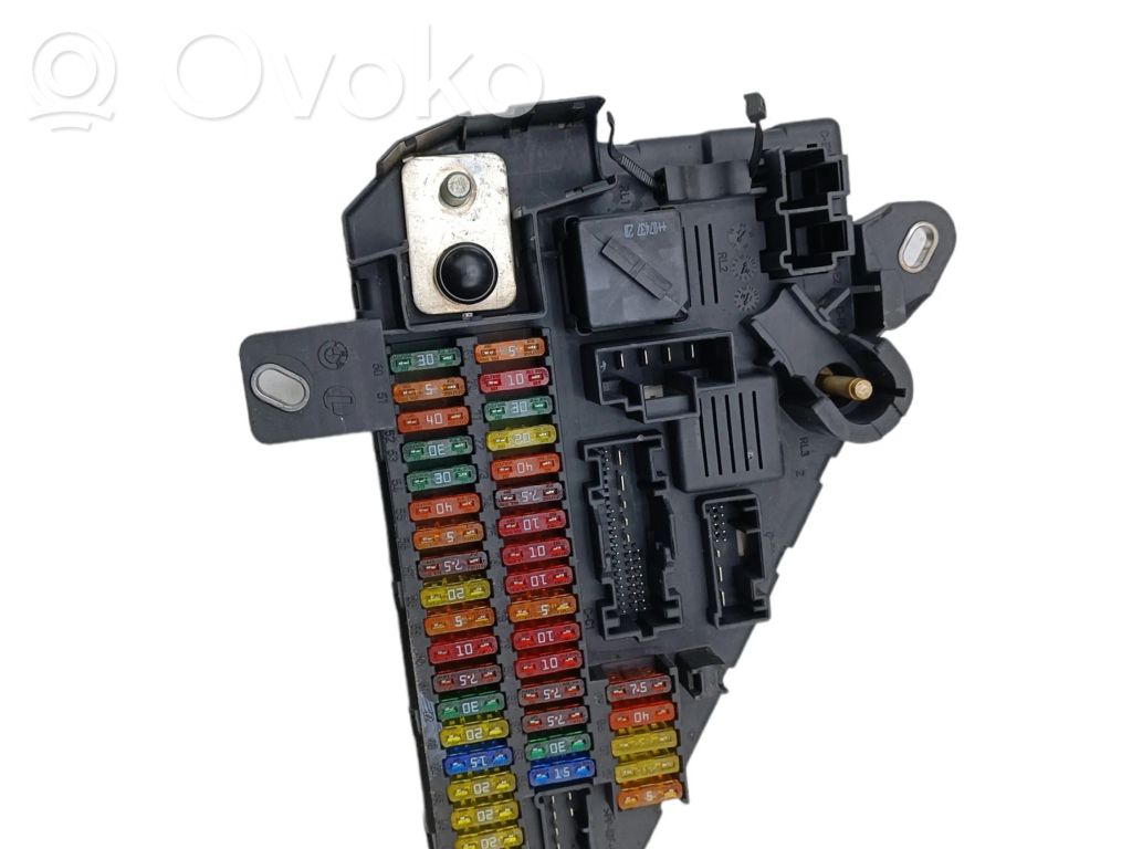 BMW 5 E60 E61 Fuse module 