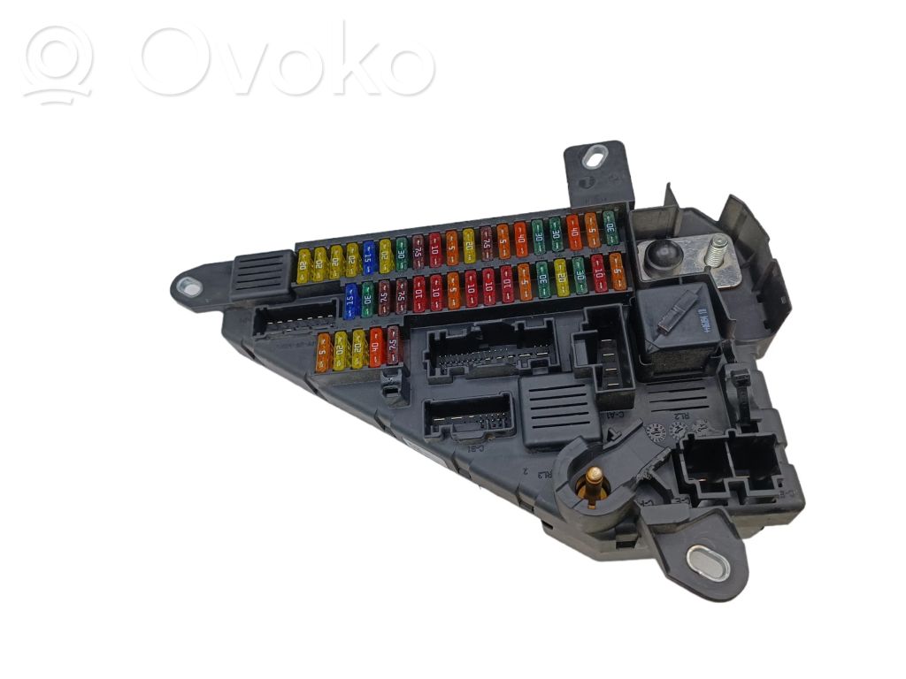 BMW 5 E60 E61 Sulakemoduuli 