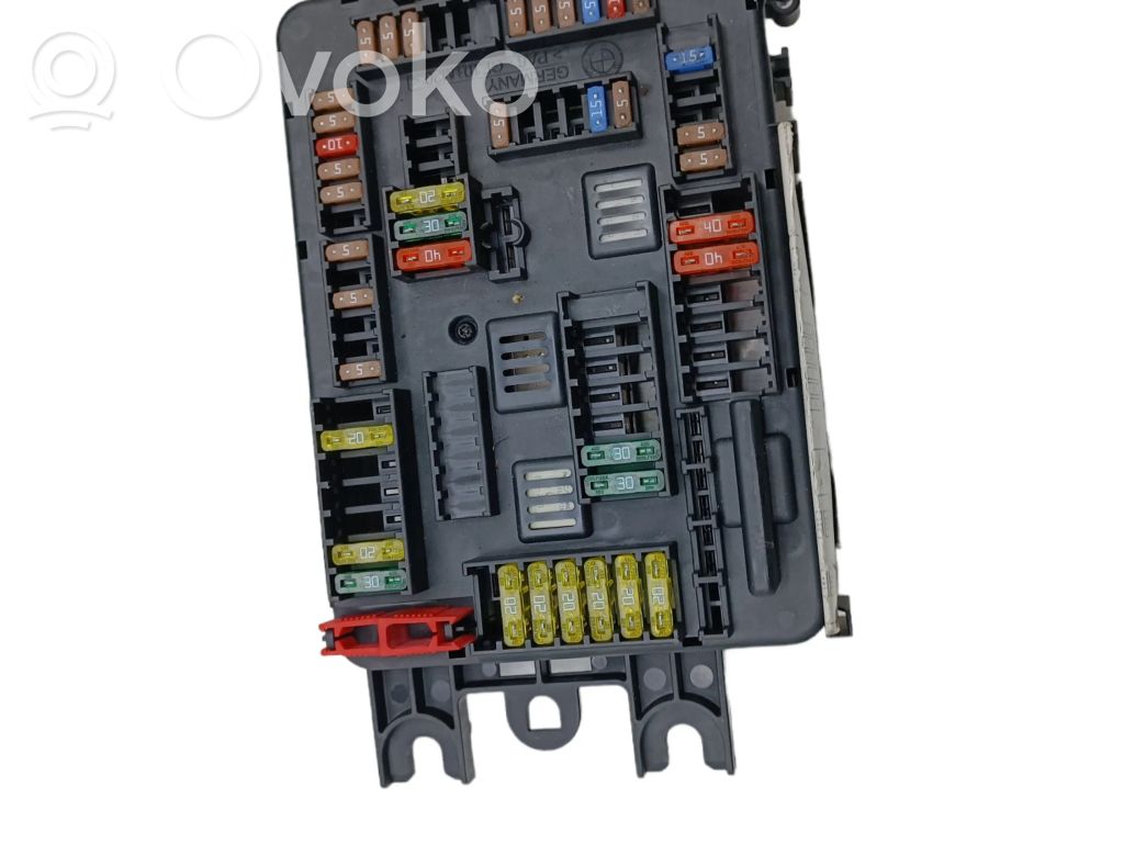 BMW 3 F30 F35 F31 Fuse module 