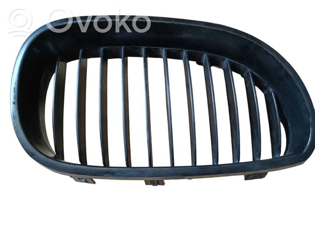 BMW 5 E60 E61 Front bumper upper radiator grill 