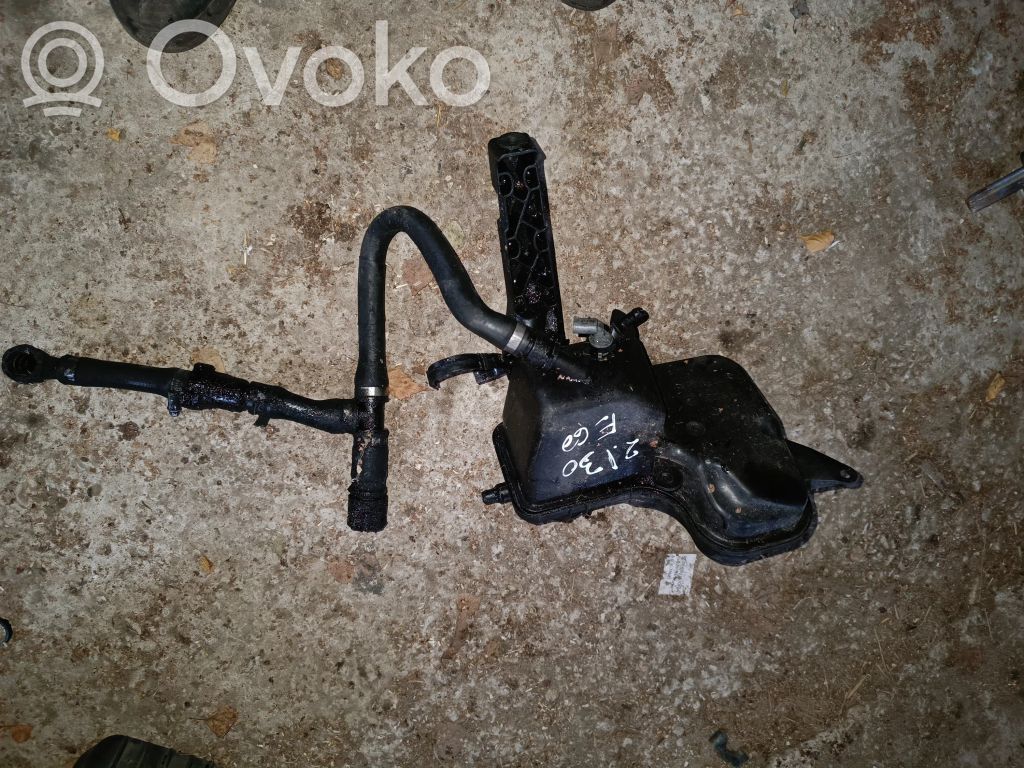 BMW 5 E60 E61 Aušinimo skysčio išsiplėtimo bakelis 