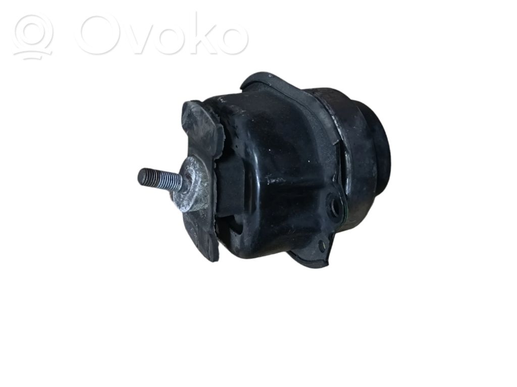 BMW X5 E70 Engine mount bracket 