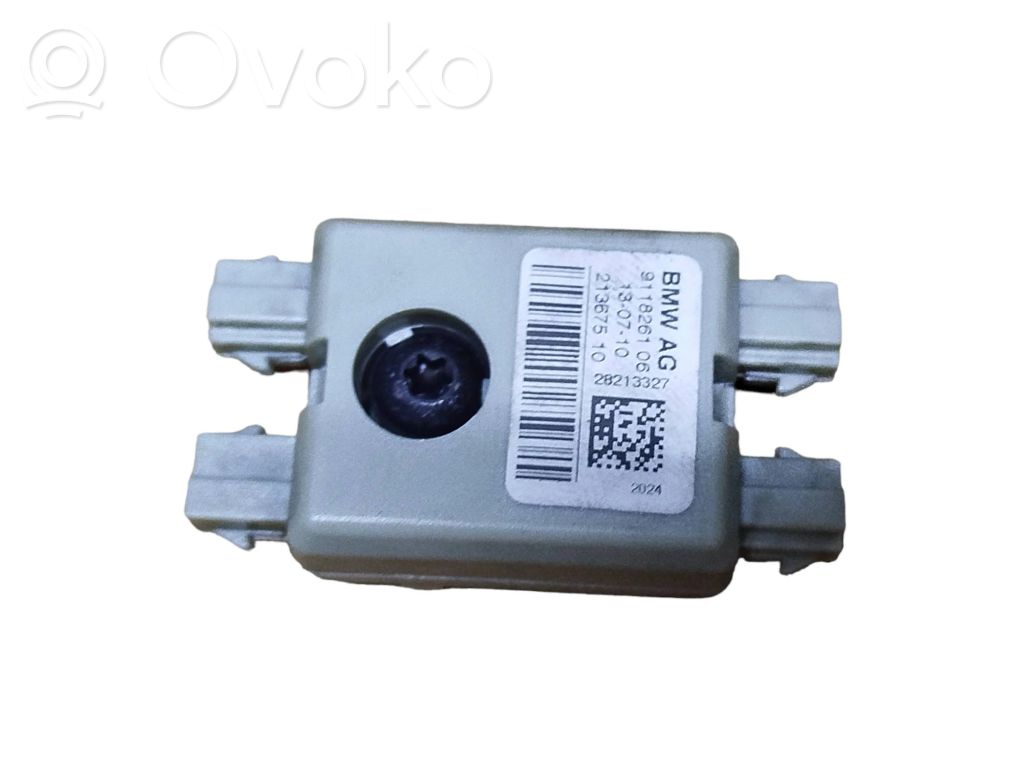 BMW 5 F10 F11 Aerial antenna amplifier 