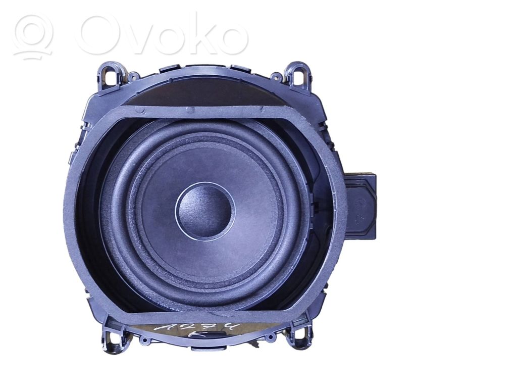 BMW X3 F25 Altavoz de la puerta delantera 