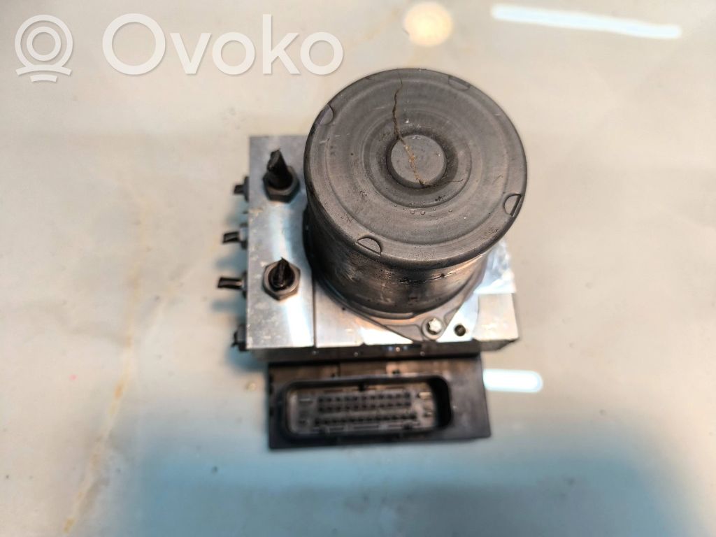 BMW X3 E83 ABS Pump 