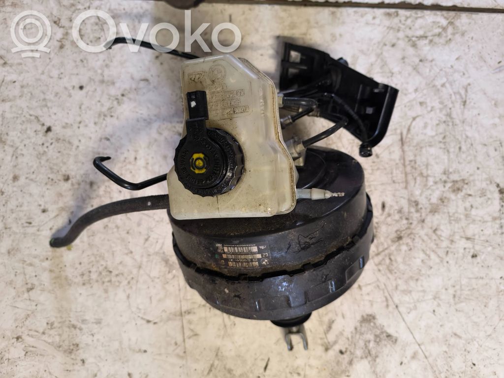 BMW 7 F01 F02 F03 F04 Brake booster 