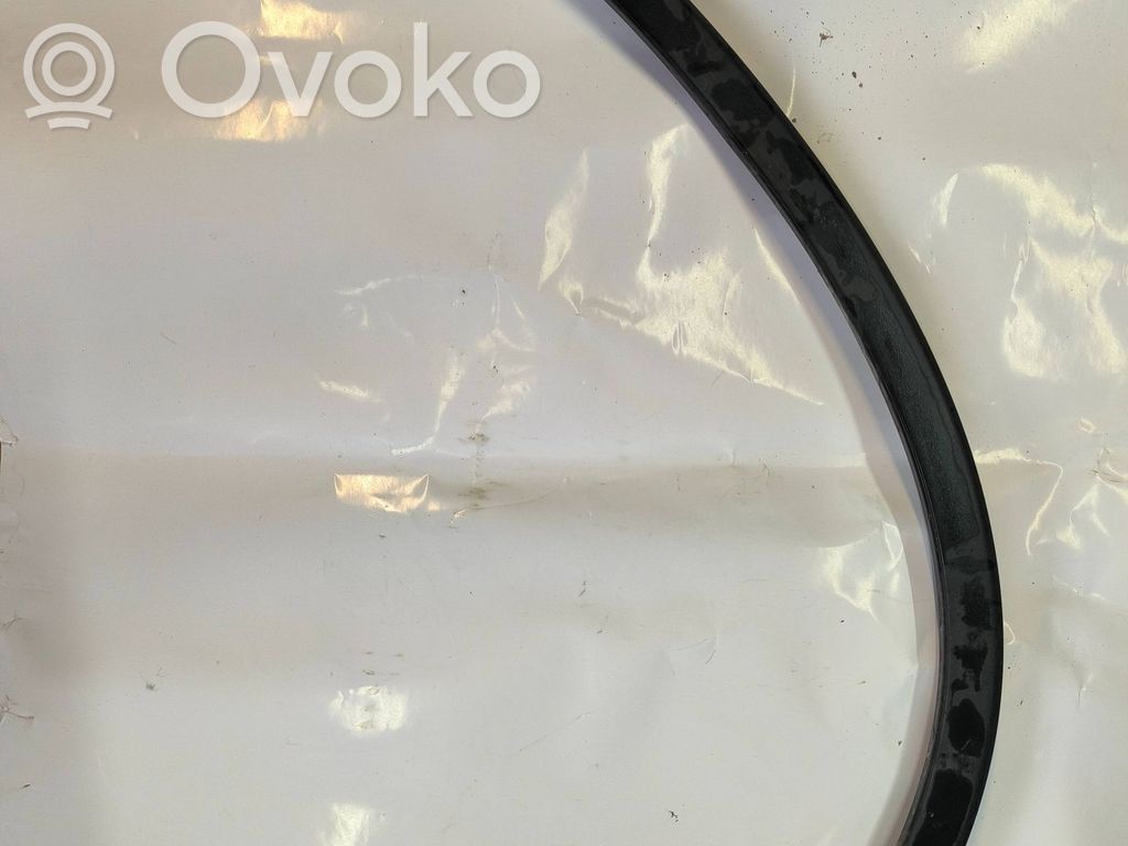 Honda CR-V Listwa błotnika przedniego 