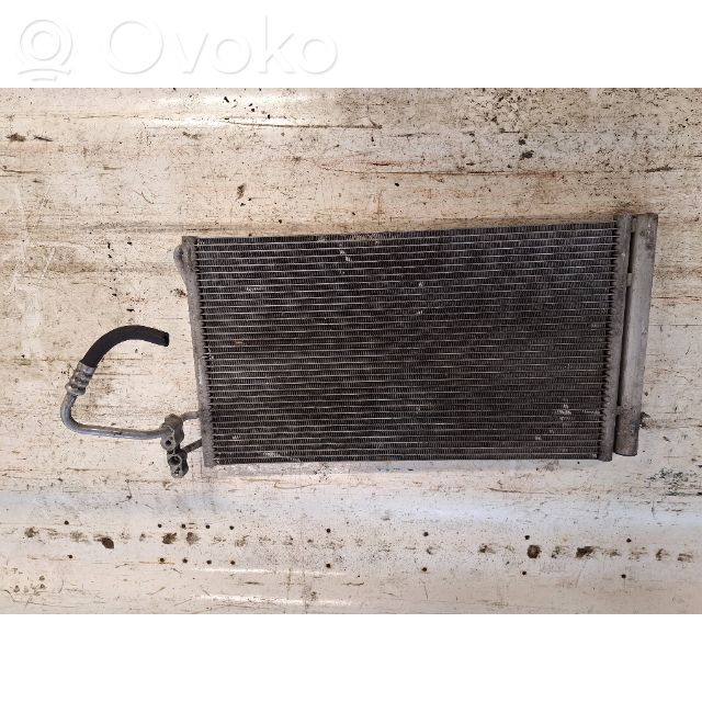 BMW 3 E90 E91 Oro kondicionieriaus radiatorius aušinimo 