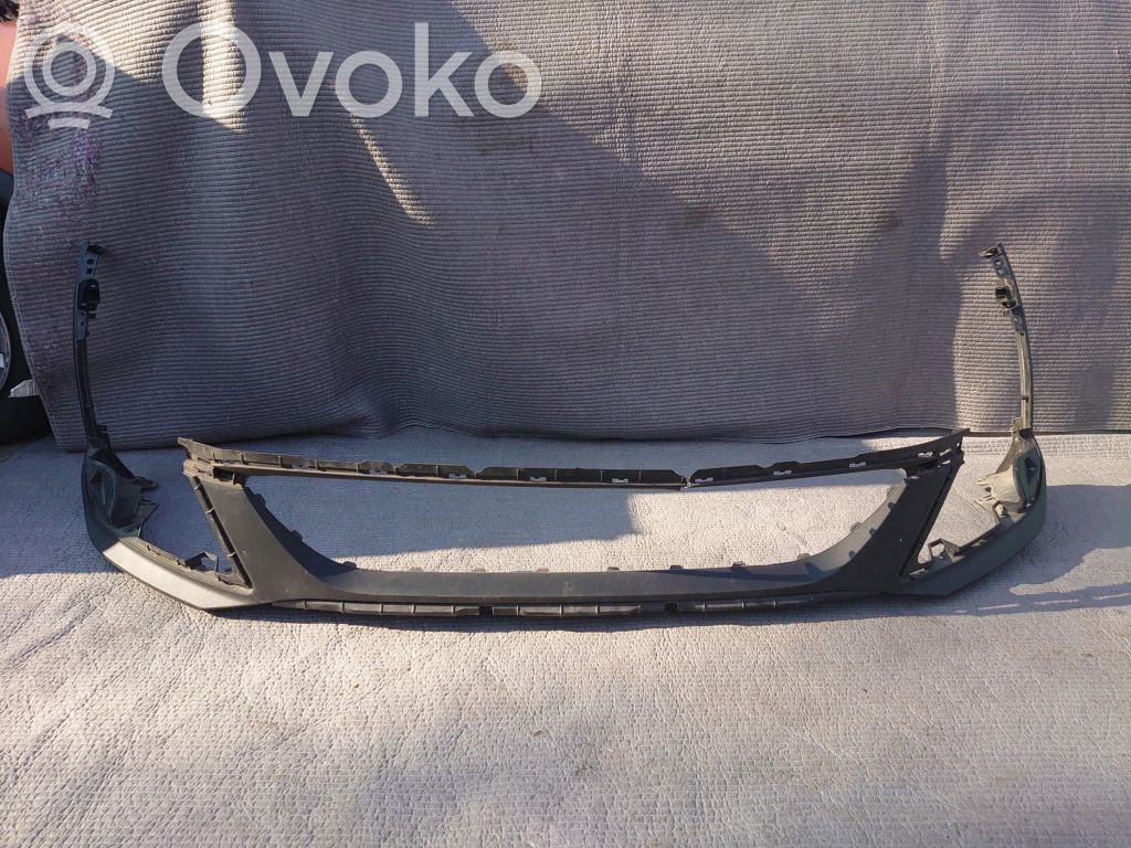 KIA Xceed Front bumper lip 