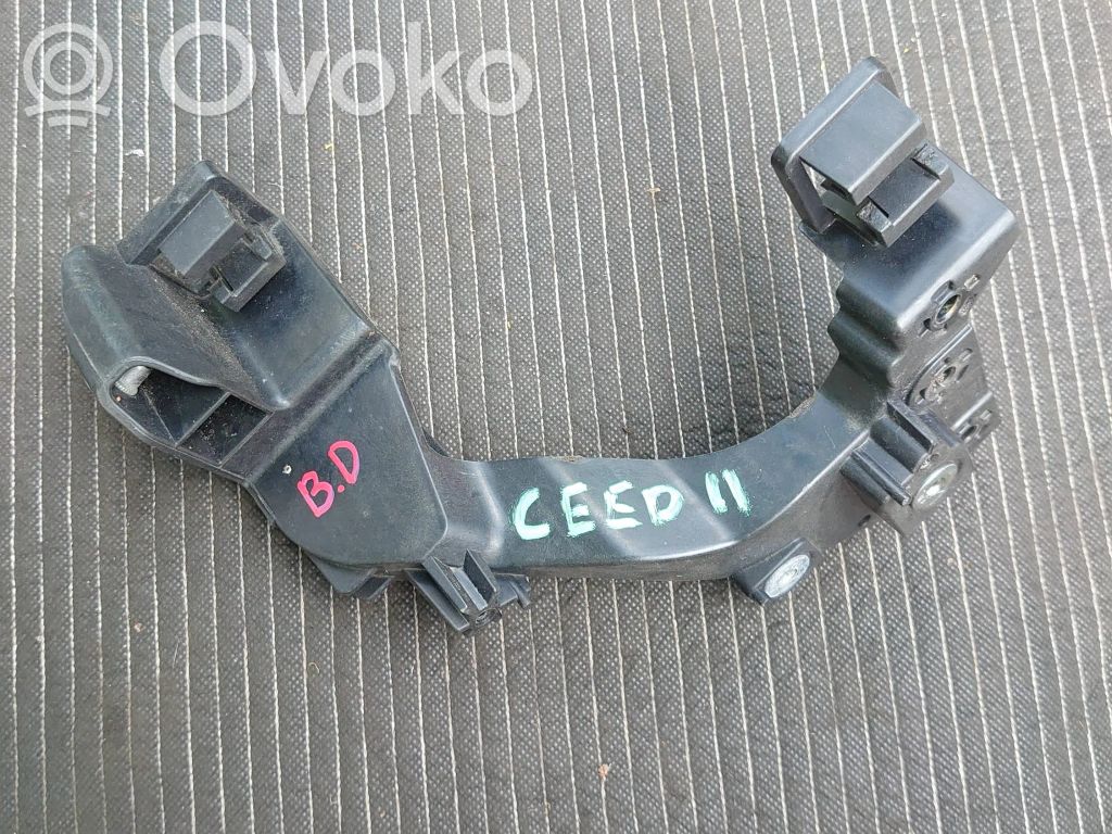 Headlight part   N6GF30