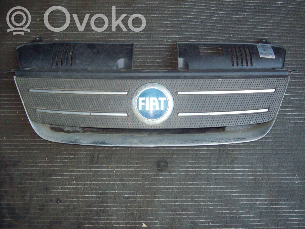 Fiat Idea Front grill 