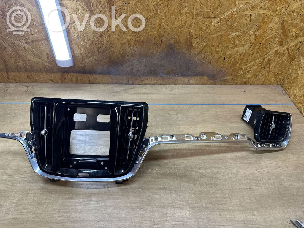 Volvo V60 Panel trim 