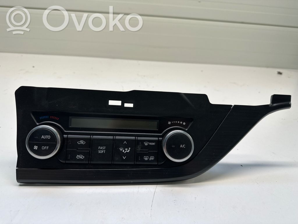 Toyota Auris E180 Climate control unit 