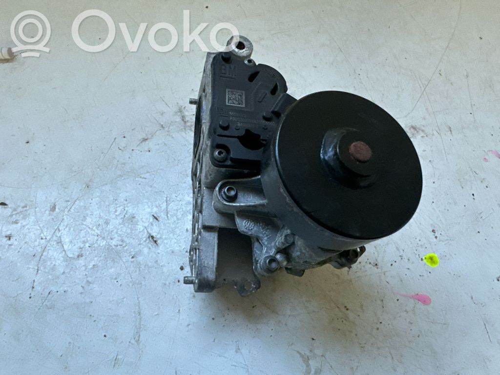 Opel Astra K Water pump 