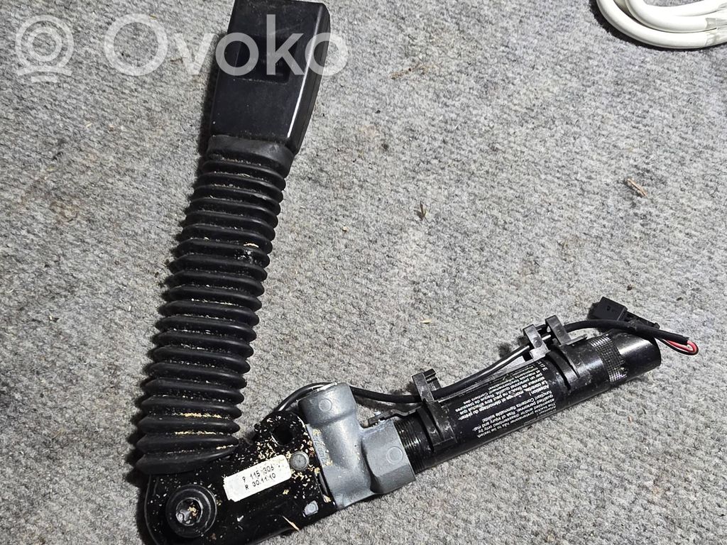 BMW 5 F10 F11 Klamra przedniego pasa bezpieczeństwa 