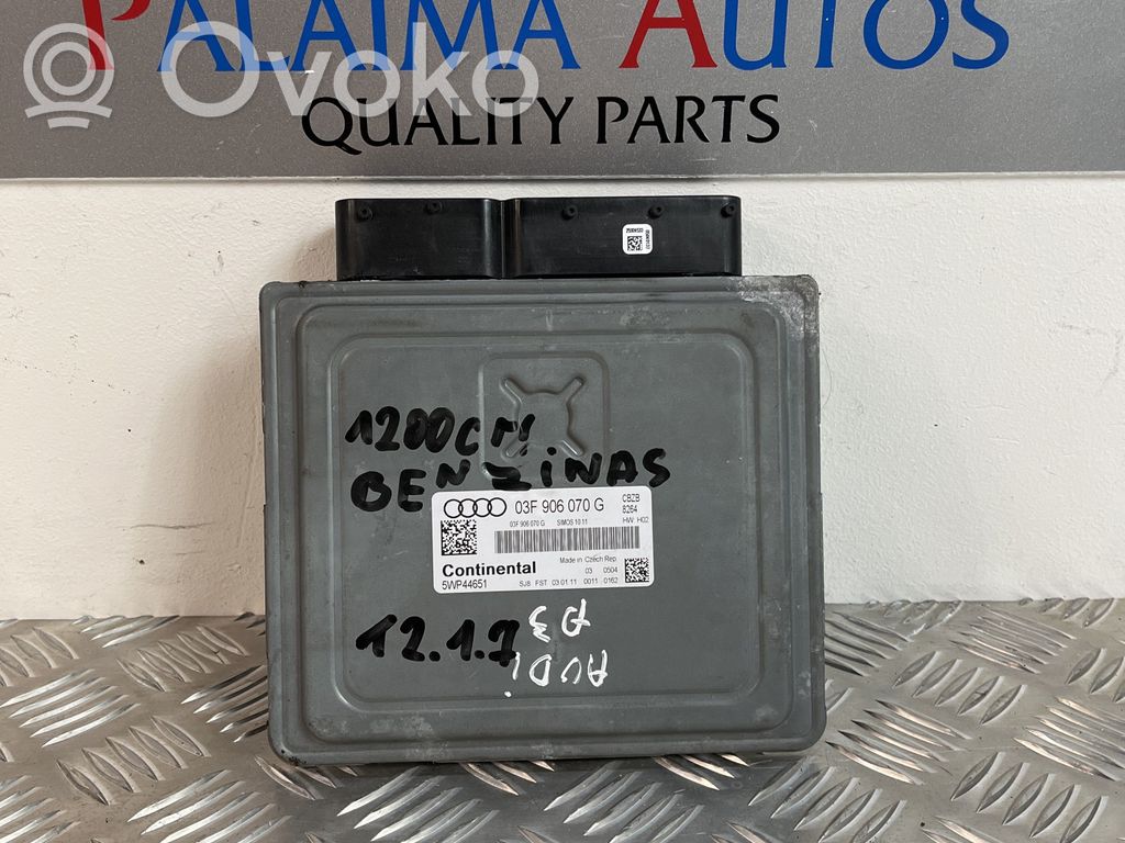 Audi A3 S3 A3 Sportback 8P Engine control unit/module 
