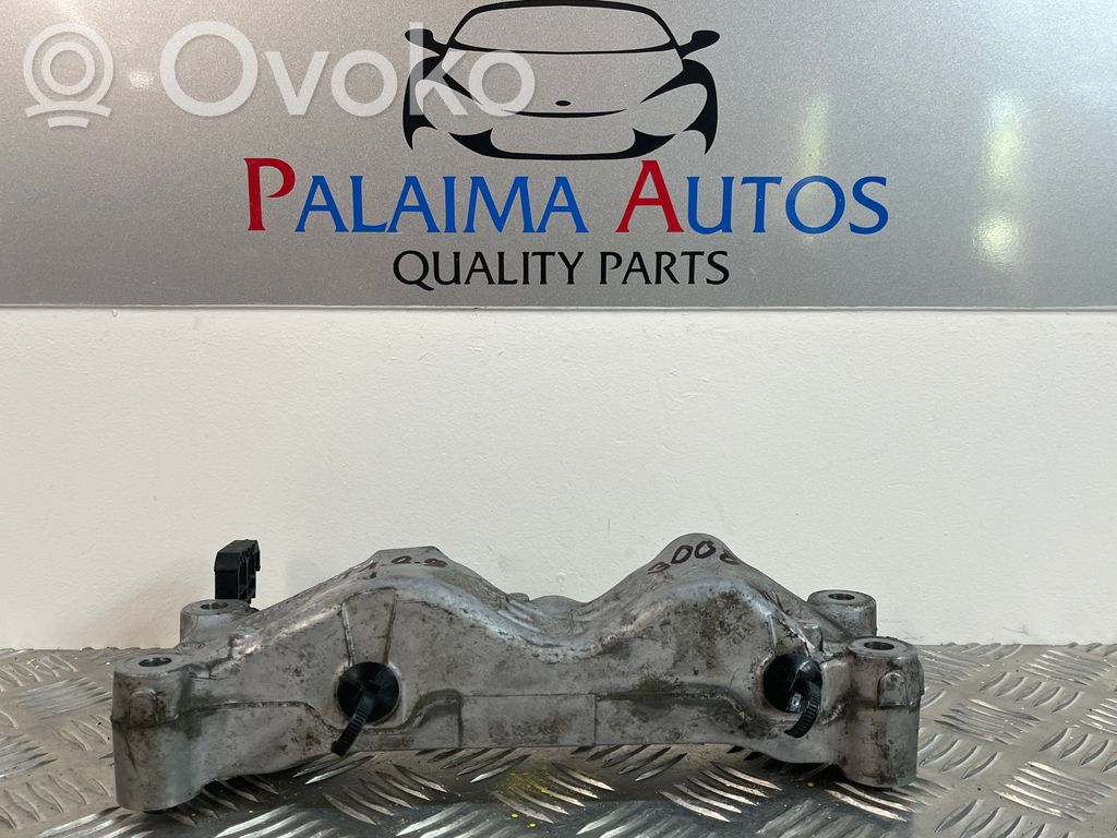 Peugeot 3008 I Engine mounting bracket 