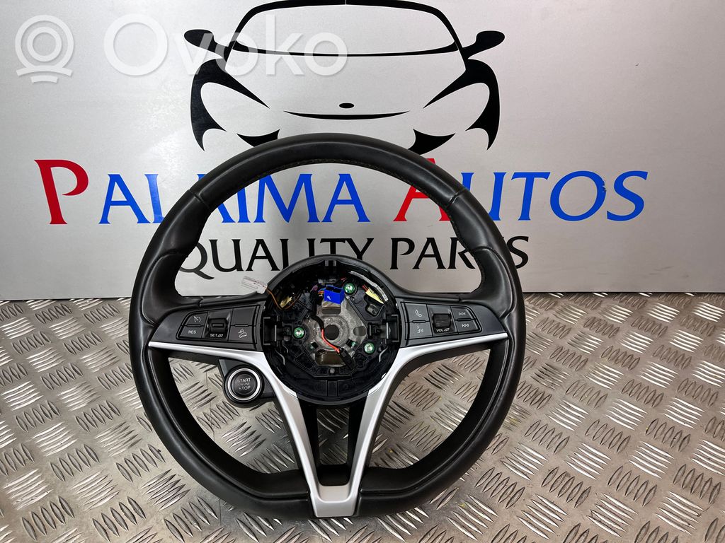 Alfa Romeo Stelvio Steering wheel 