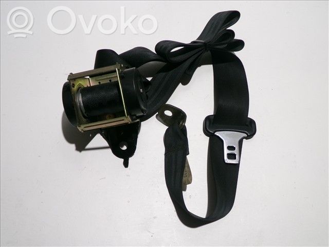 Mazda 3 II Rear seatbelt 