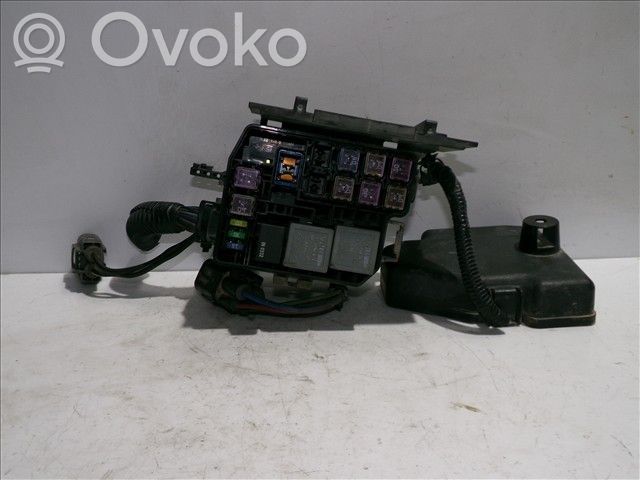 Mazda 2 Módulo de fusible 