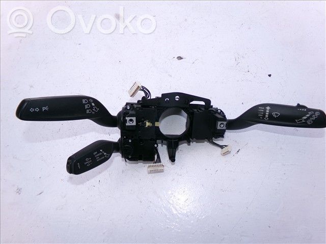 Interruptor de control multifunción   8V0953521BP