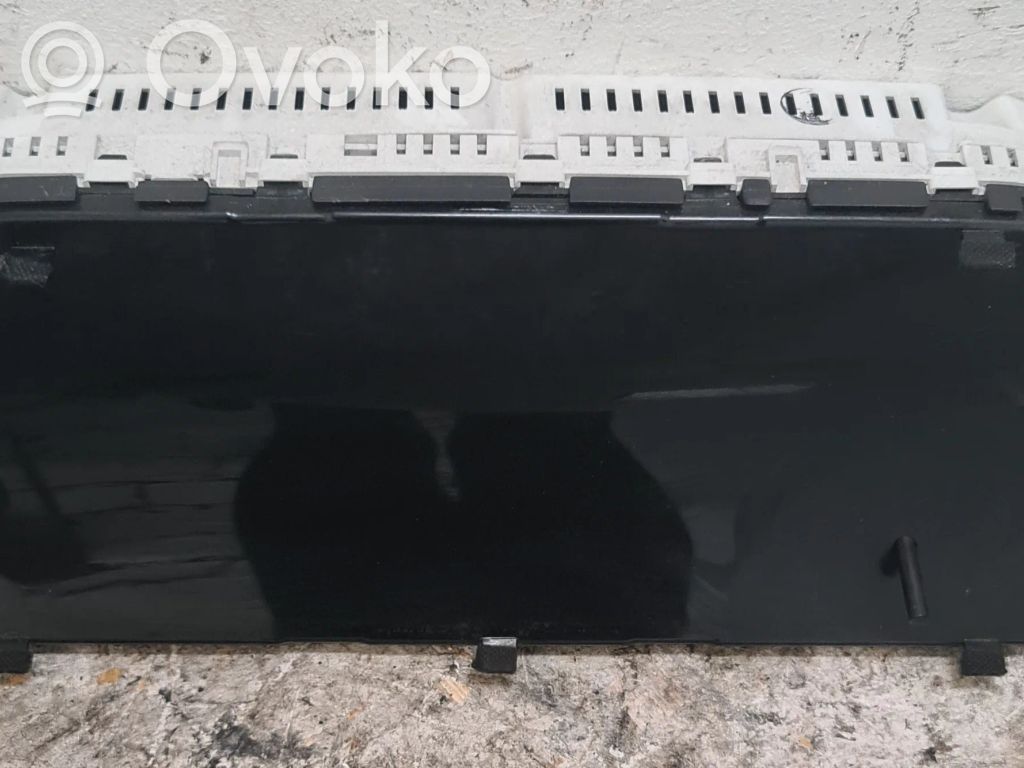 KIA Opirus Speedometer (instrument cluster) 