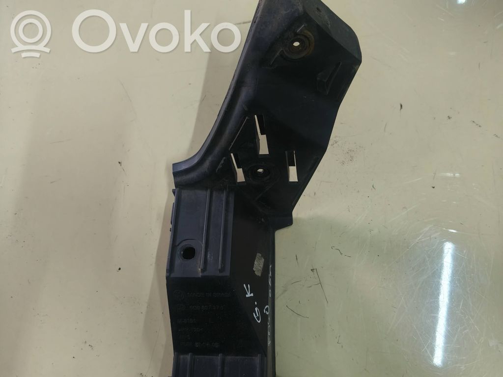 Volkswagen Polo IV 9N3 Задний держатель бампера 