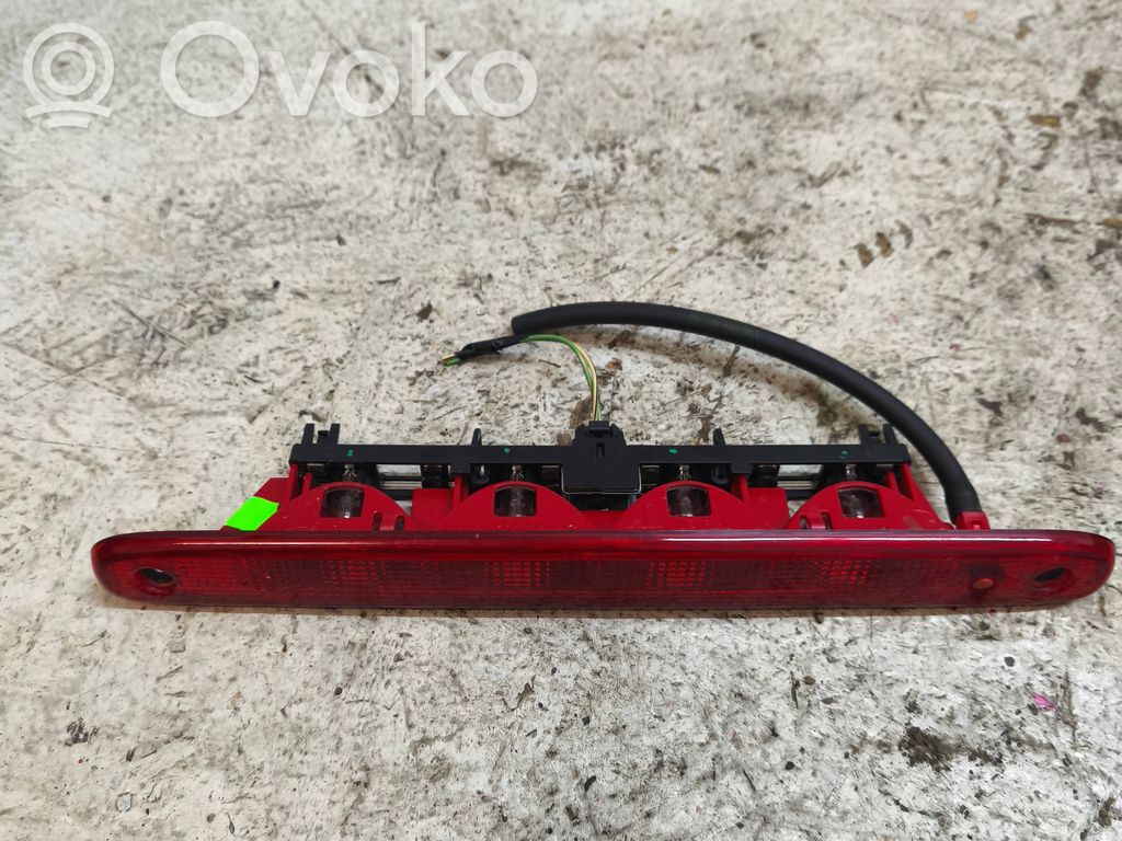 Peugeot 107 Third/center stoplight 