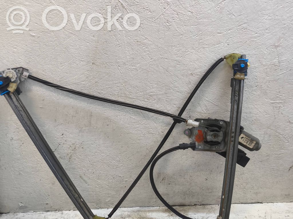 Renault Laguna II Front door electric window regulator 
