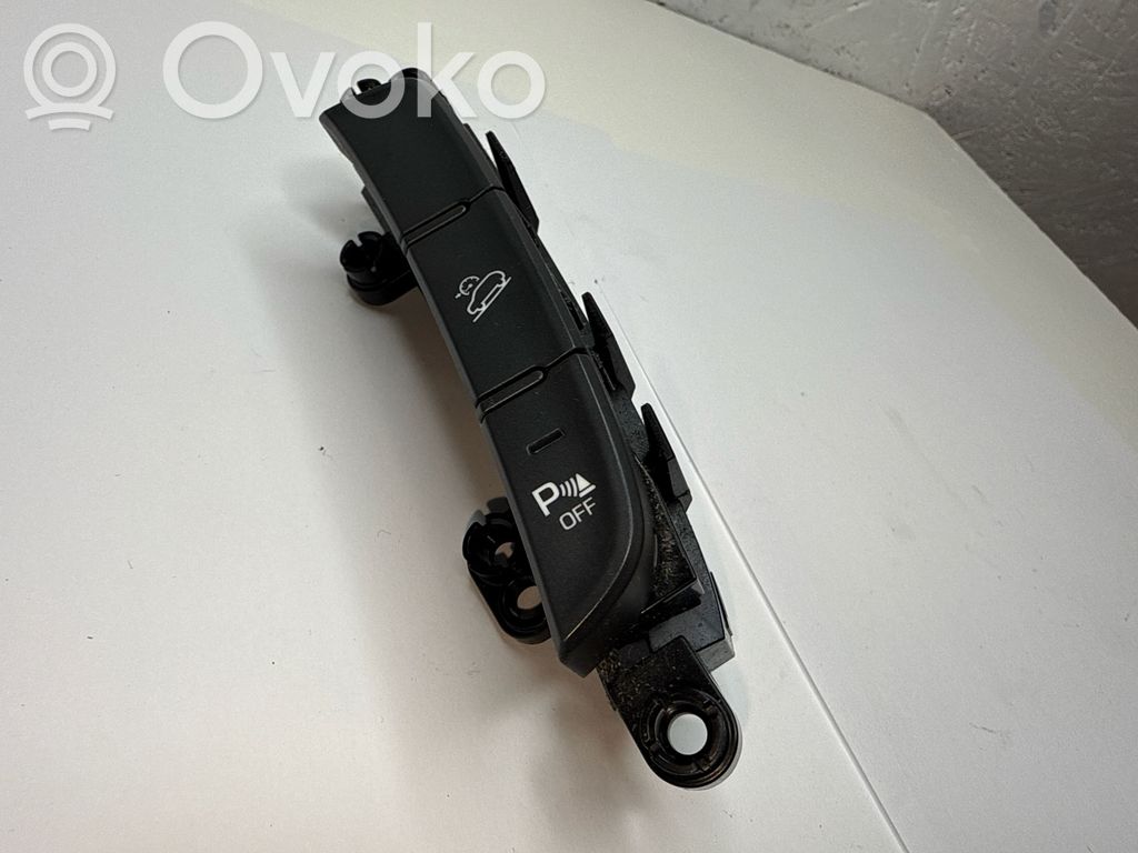Hyundai Kona I Interruptor de control multifunción 