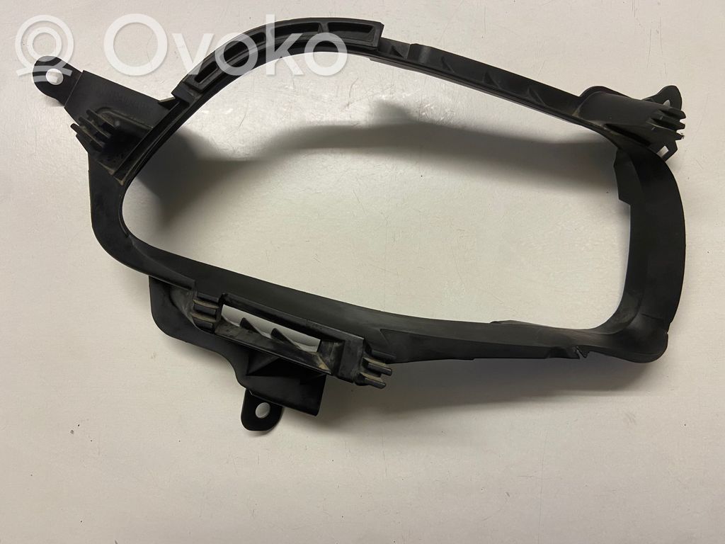 Jeep Cherokee Headlight/headlamp mounting bracket 