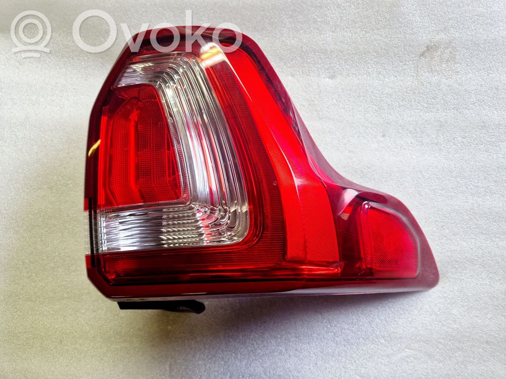 Ford Explorer V Takavalot 
