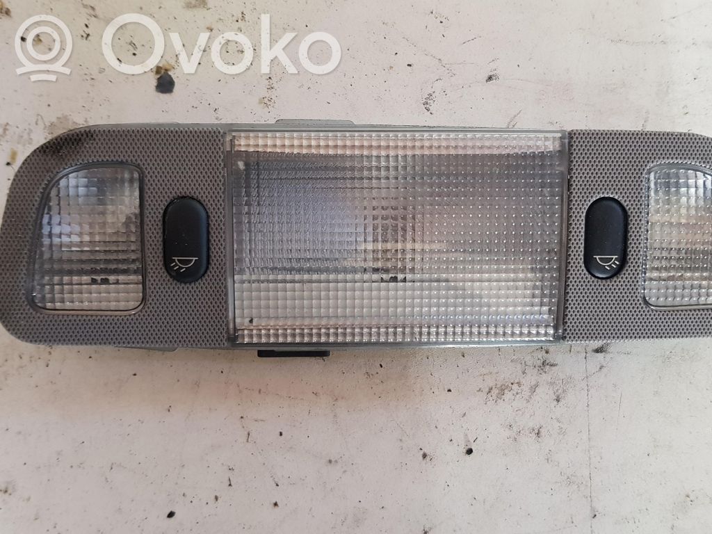 Peugeot 607 Rear seat light 