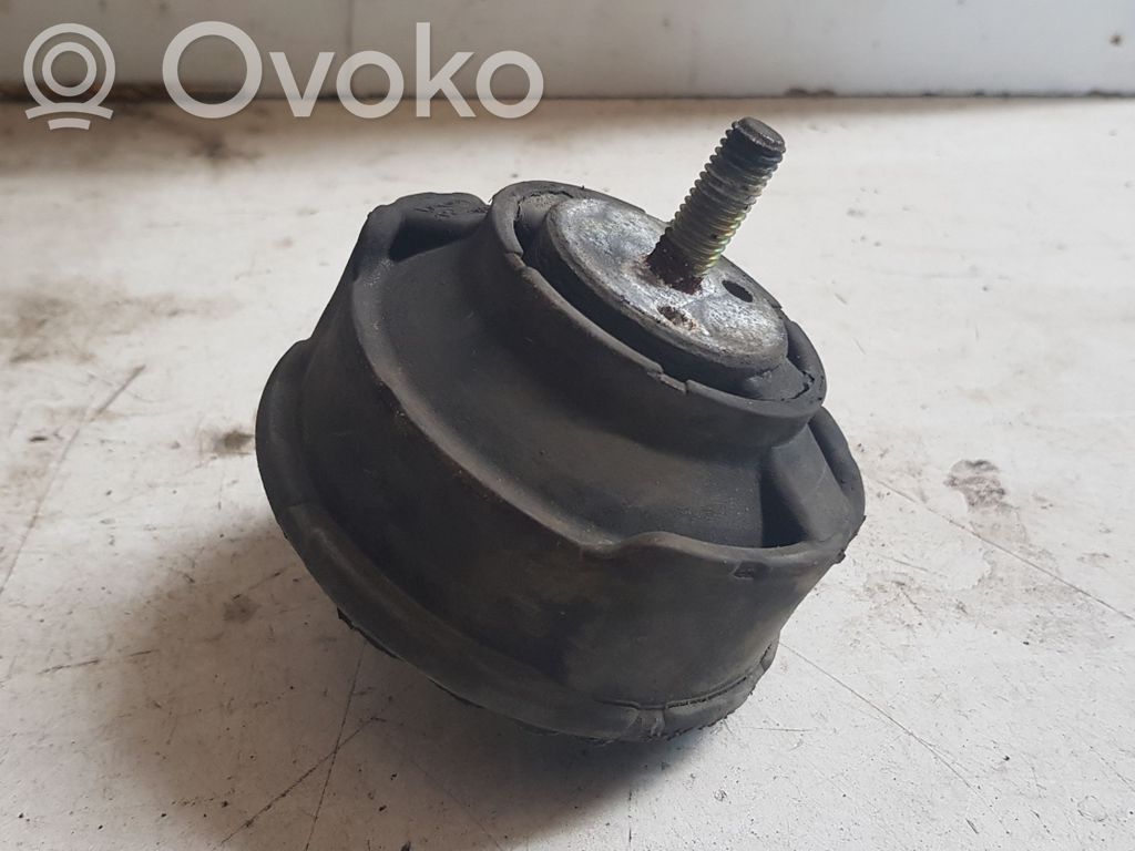 BMW 3 E46 Engine mount bracket 