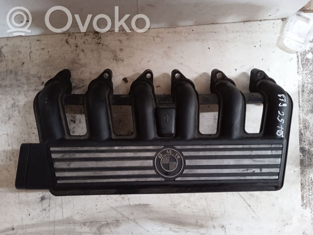 BMW 5 E39 Intake manifold 