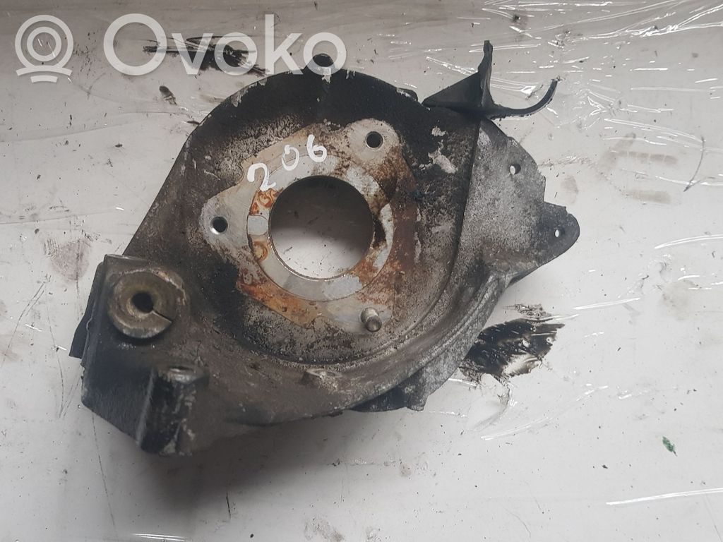 Peugeot 406 Engine mounting bracket 
