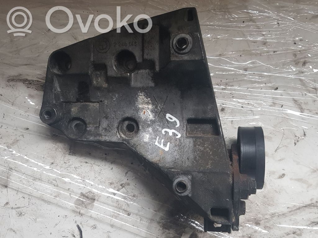 BMW 5 E39 A/C compressor mount bracket 