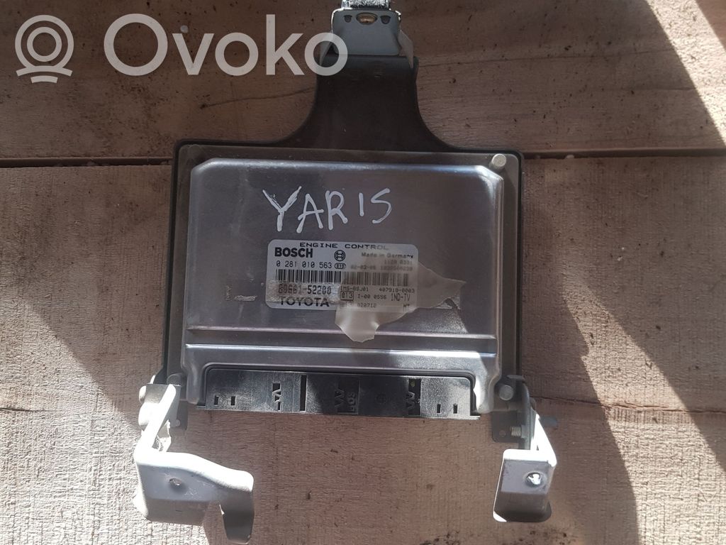 Toyota Yaris Engine control unit/module 