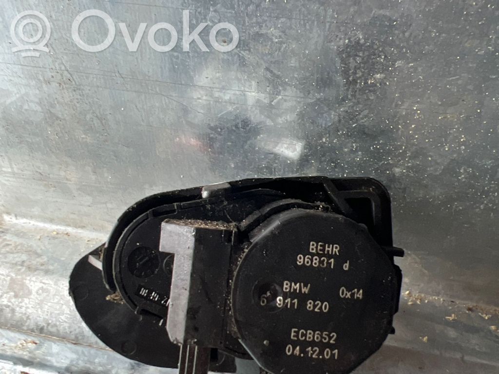 BMW 7 E65 E66 Oro sklendės varikliukas 