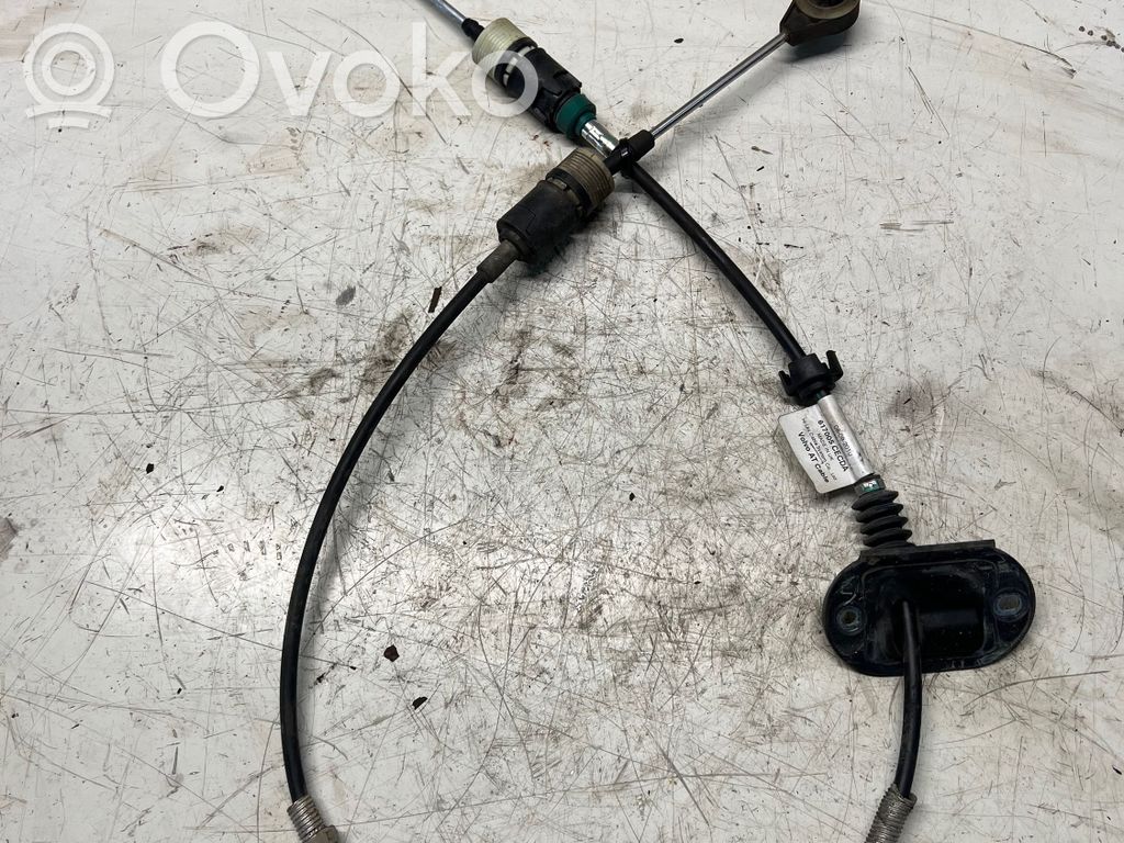 Volvo V70 Gear shift cable linkage 