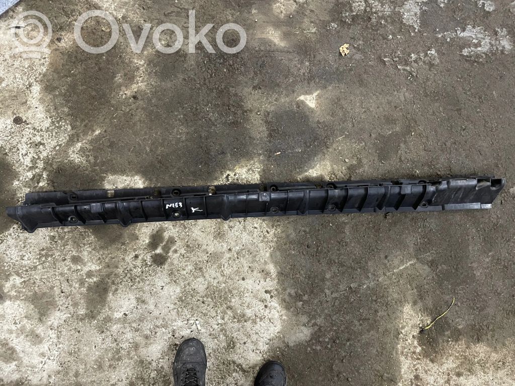BMW X5 E70 Sill supporting ledge 