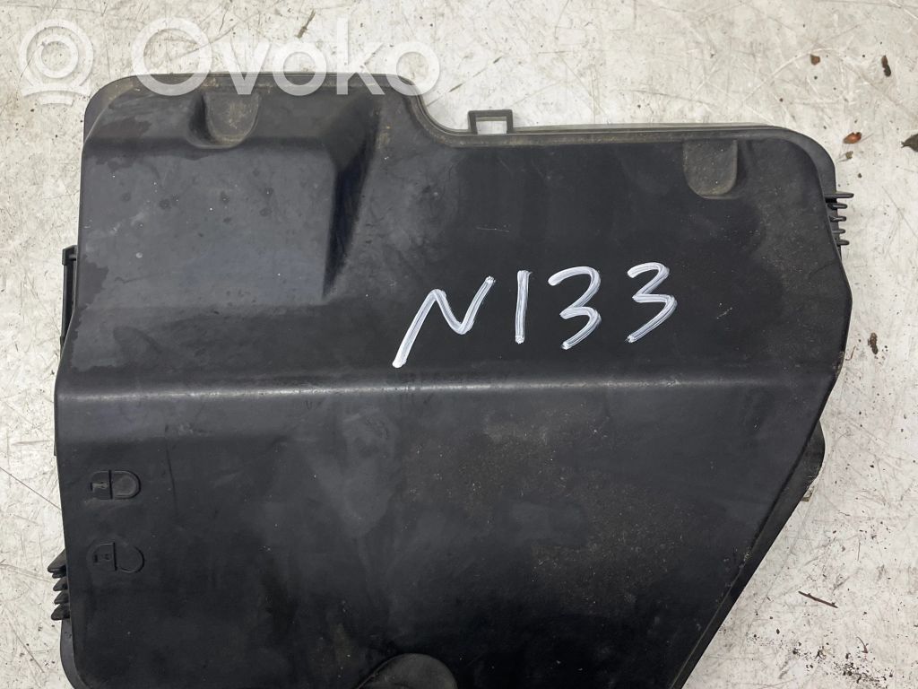 BMW X5 E70 Fuse box cover 
