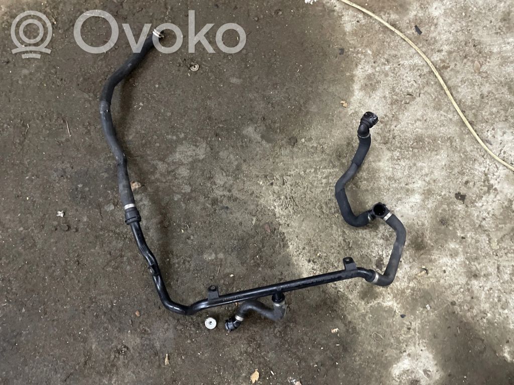 BMW 3 E90 E91 Engine coolant pipe/hose 