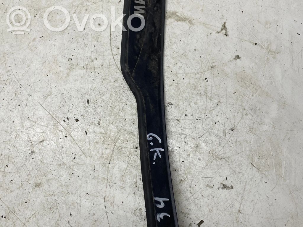 BMW 3 E90 E91 Side skirt rear trim 