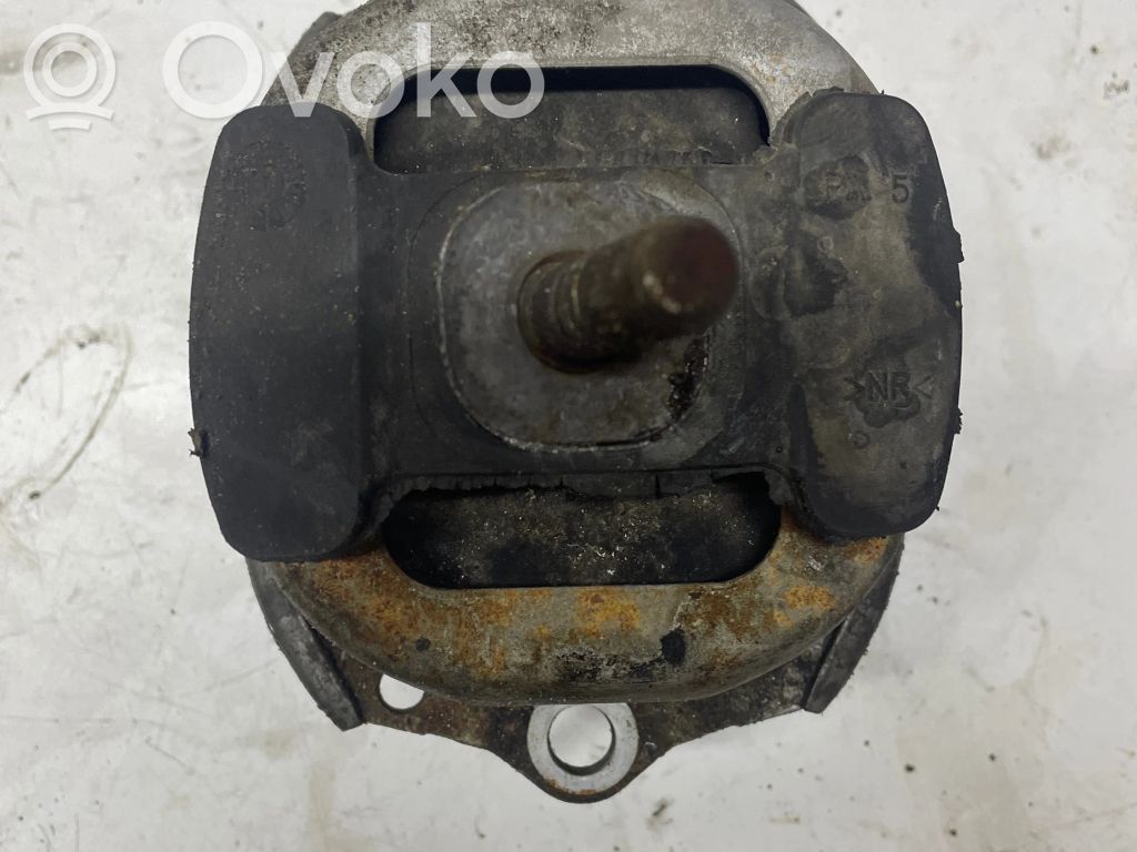 Engine mount bracket   16004212,P678025902,35082
