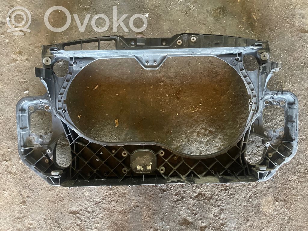 Audi A6 S6 C6 4F Radiatorių panelė 