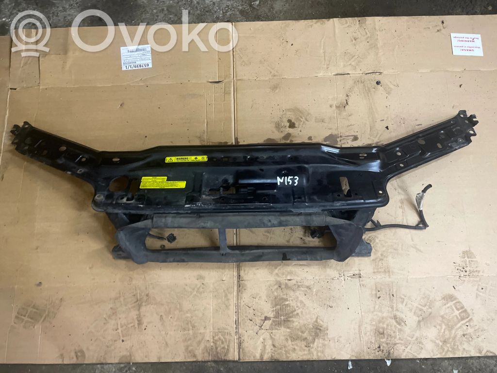 Volvo S60 Radiatoru paneļa augšējā daļa (televizors) 