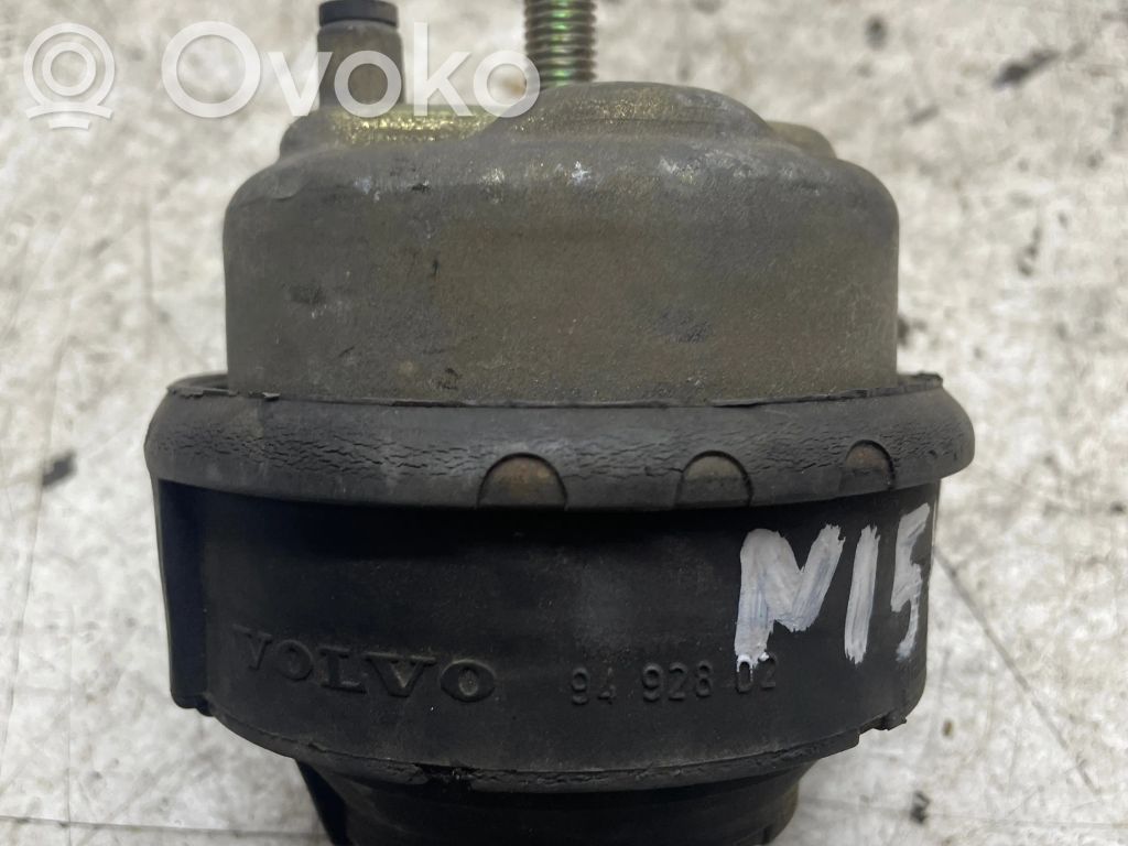 Volvo V70 Variklio pagalvė 