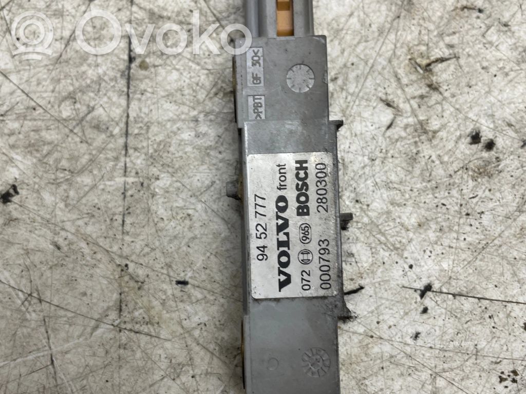 Volvo V70 Airbag deployment crash/impact sensor 